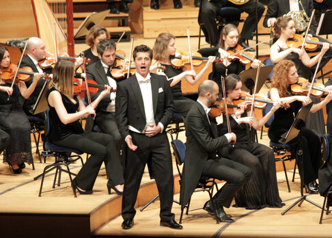 ObrassoConcerts | KKL Luzern im Februar: Die schönsten Opernchöre mit dem Orchestra Filarmonica Italiana, dem Konzertchor Pro Arte Bern, dem 