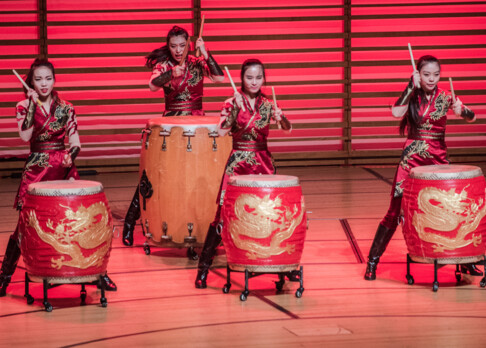 Red Poppy Ladies Percussion Group: Chinese Drum Company | © Obrasso Concerts