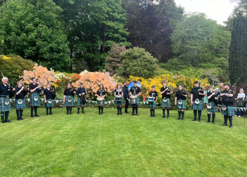 Die Mid Argyll Pipe Band & Highland Dancers aus Schottland im KKL Luzern