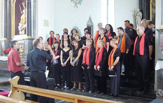 Lindensingers Neuheim:  Wurde als Pop- und Gospelchor gegründet