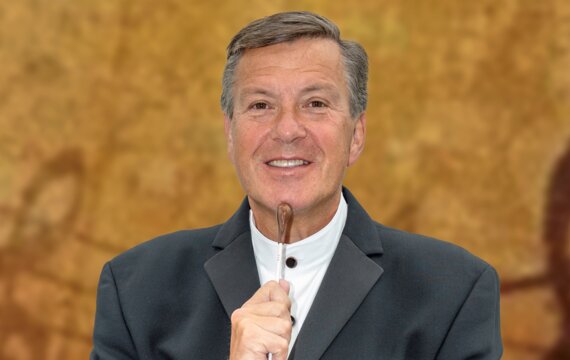 Dr. Nicholas J. Childs: Dirigent der Black Dyke Band