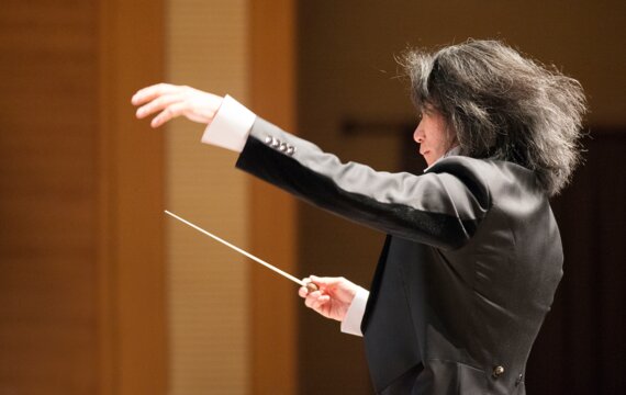 Pang Kapang: Chefdirigent des Suzhou Chinese Orchestra