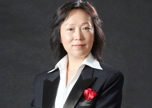 Hong Xia: Dirigentin an der China National Oper