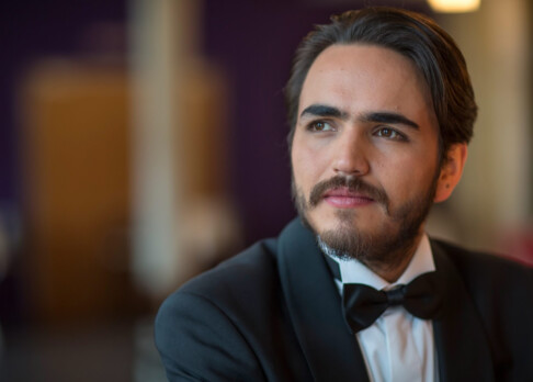 Rodrigo Porras Garulo: Der Tenor im KKL Luzern zu hören
