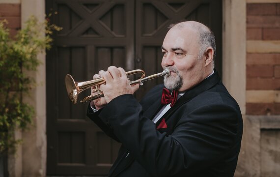 Franz Tröster: Trompeter der Egerländer Musikanten
