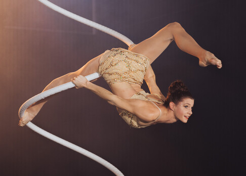 Die Artistin Rahel Merz im KKL Luzern