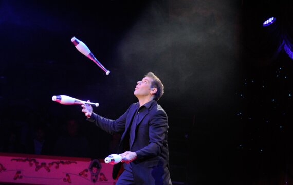 Claudius Specht: Juggling