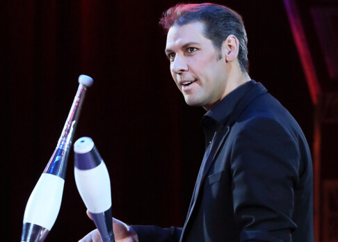 Claudius Specht: Juggling