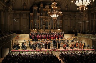 Mozarts Krönungsmesse wurde 2016 in der Tonhalle Zürich aufgeführt. | © Obrasso Concerts